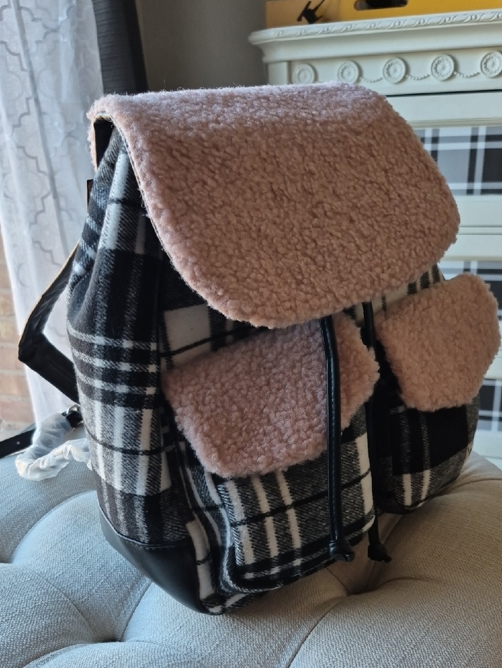 NWT Bearpaw Black White Plaid Backpack Purse Lt. Pink Fleece Accents Retail $180